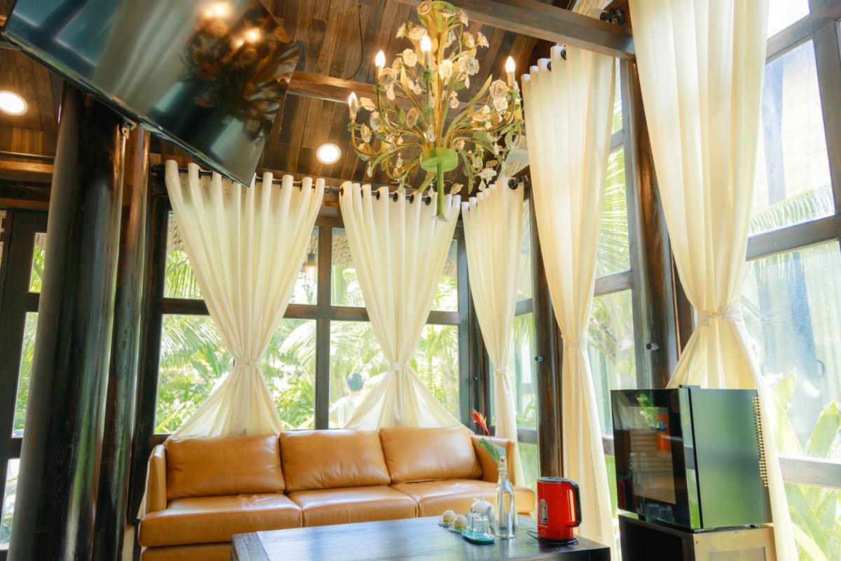 Family 05–06 · View hồ tại Bently Farm